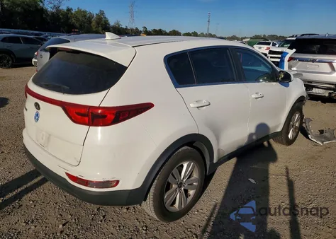 2019 Kia Sportage Lx z USA, uszkodzony, nr VIN KNDPM3AC6K7556028